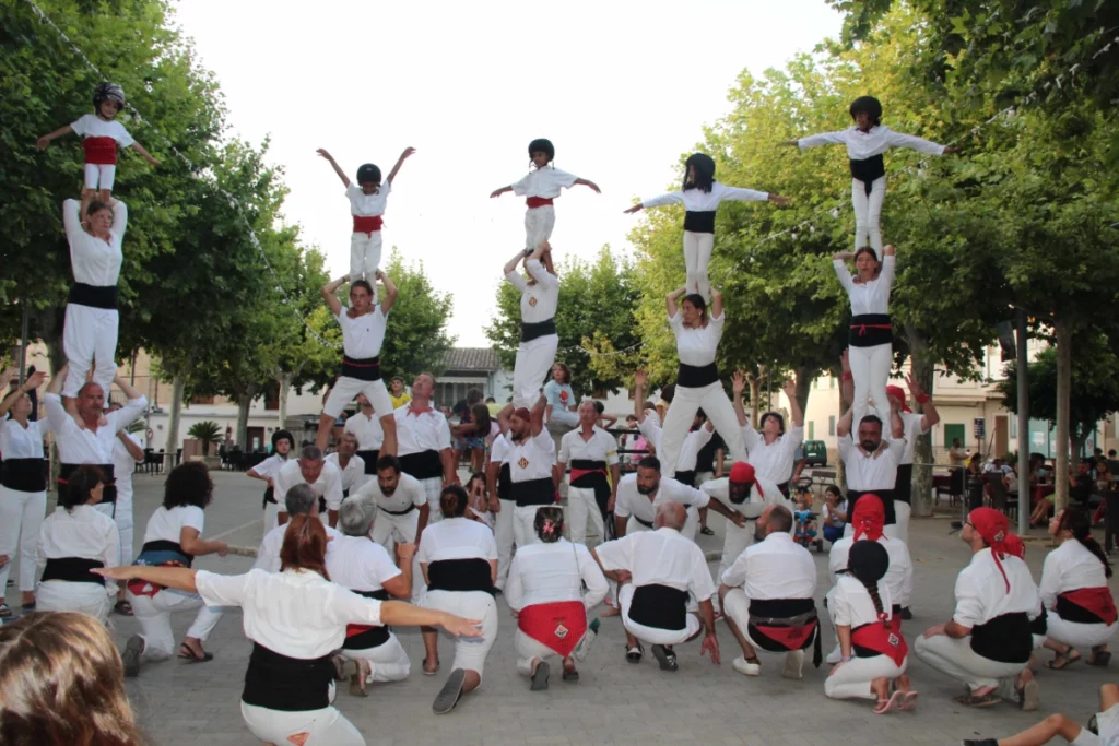 2 vols coronats amb pilars de 3 nets